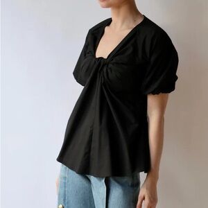 NWT $625 Hampden rosetta getty twist front top in black- Size 8